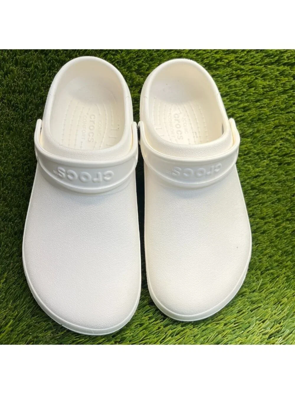 Crocs Specialist II Vent Clog Mens Size 9 White Beach Outdoor Slip On Sandals